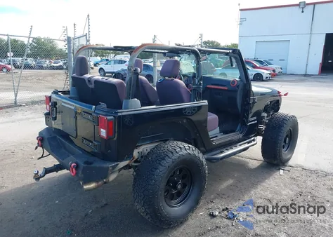 2013 Jeep Wrangler Sport z USA, uszkodzony, nr VIN 1C4AJWAG1DL644370